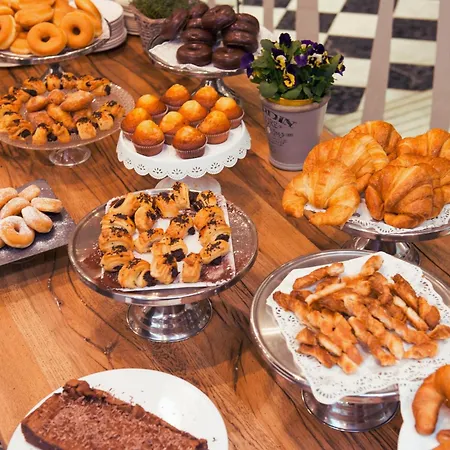 فندق Num سالو